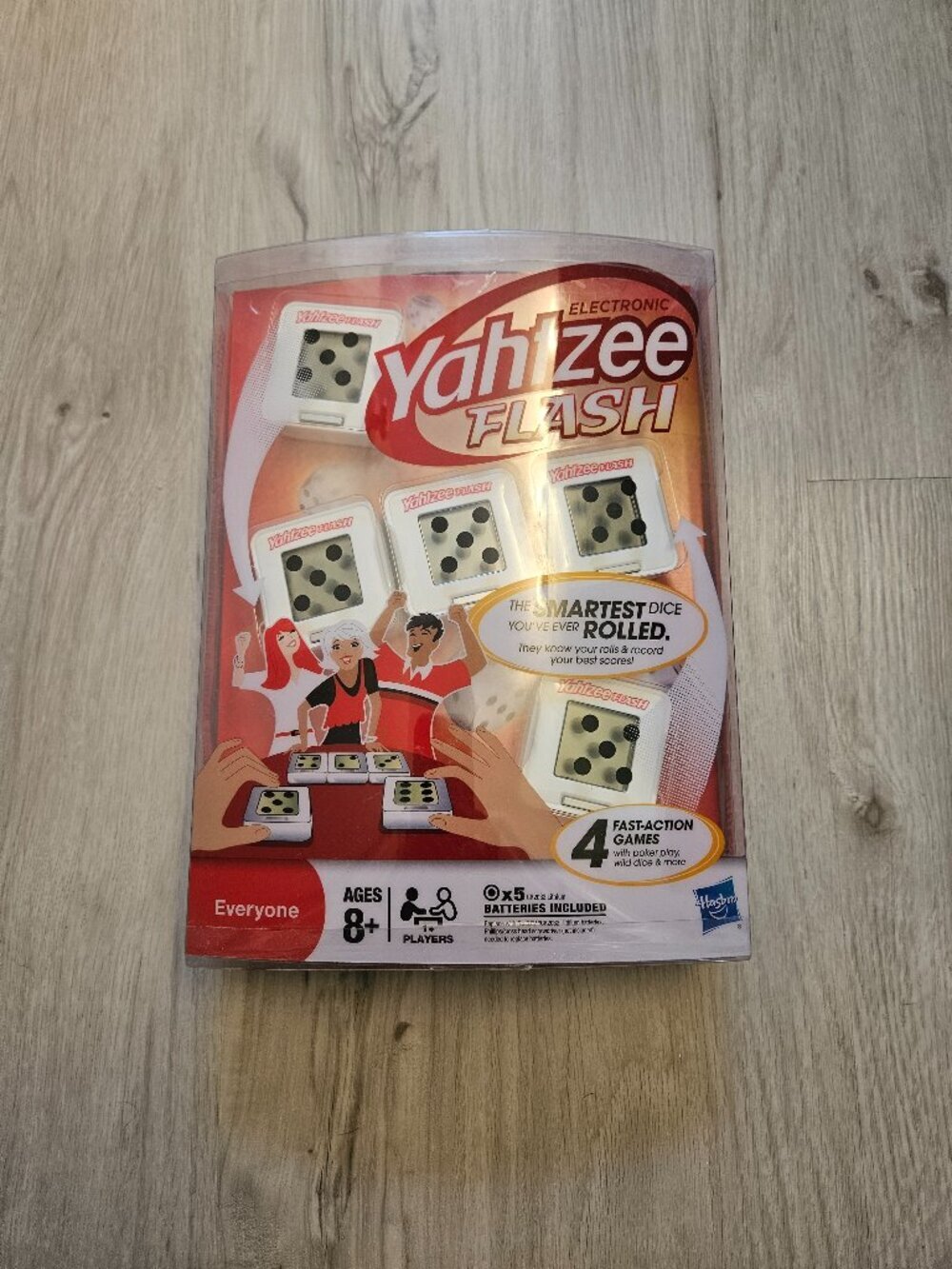 NEW 2011 Hasbro Electronic Yahtzee Flash Game Smart Dice & 4 Fast Action Games